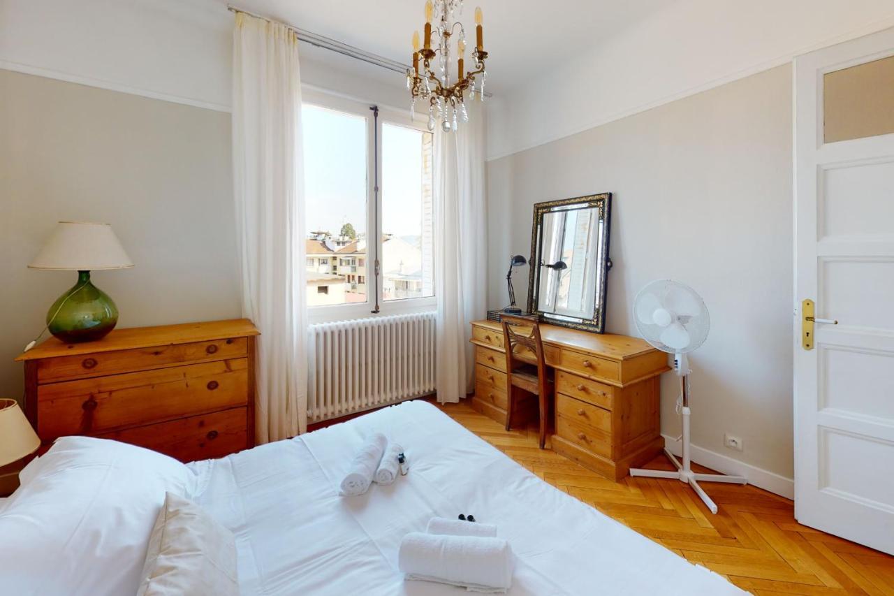 Le Sommeiller 35 - Appartement Pour 4 Personnes A Deux Pas Du Lac Annecy Eksteriør billede